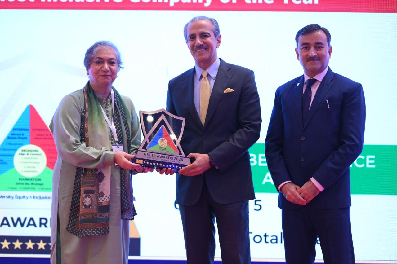 Atif Bajwa, CEO, Bank Alfalah highlights inclusion across Customers, Colleagues, Communities and Countries at GDEIB Awards.